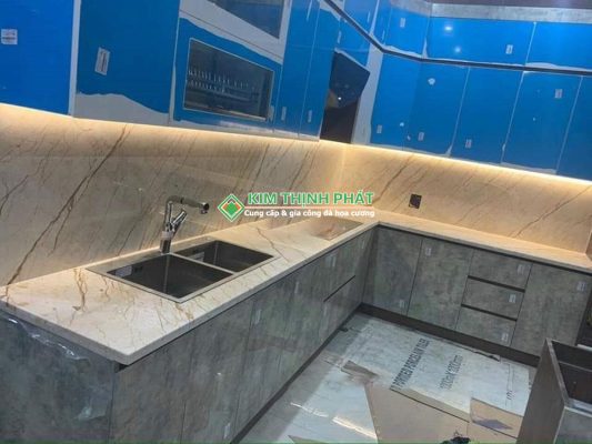 Đá marble tự nhiên ốp bàn bếp tại quận 6
