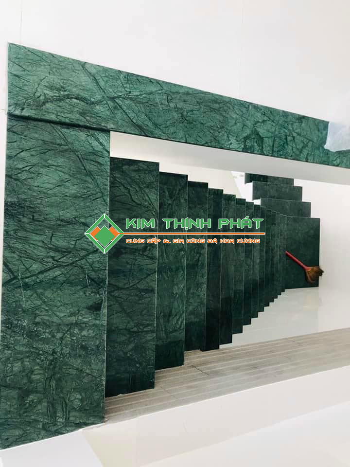 Đá Marble Xanh Napoli ốp bậc cầu thang