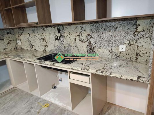 Đá ốp bàn bếp ở tphcm