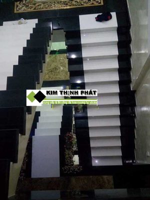 mẫu cầu thang đá trắng sứ ý